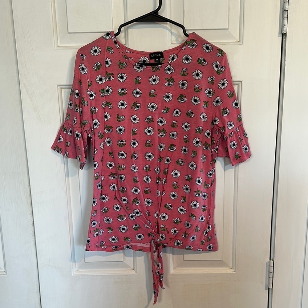Links Pink Flower shirt size medium